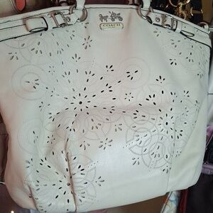 EUC COACH MADISON LASER FLORAL IVORY LEATHER LARGE 2 WAY BAG*scratch back